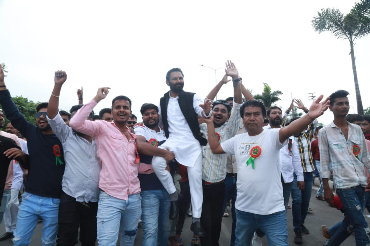 MP Politics: Mahakumbh of Congress leader in former minister's field, Saxena said - now public will decide