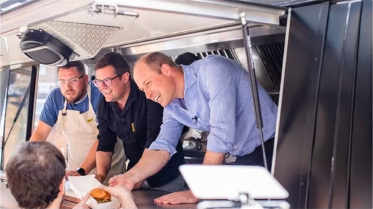 Video: Prince William stuns diners by serving burgers from food truck in London