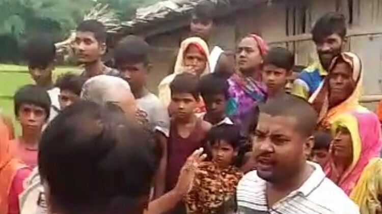Bihar News : हिंदू धर्म छोड़ो, लाख रुपये लो; पहले खुद बना धर्मांतरण गिरोह का शिकार, अब दूसरों को दे रहा था ऑफर