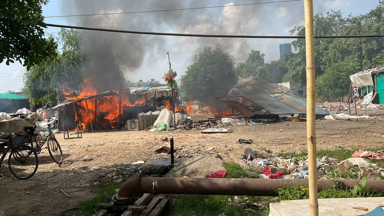 Haryana Nuh Violence Miscreants set shops on fire in Badshahpur Gurugram