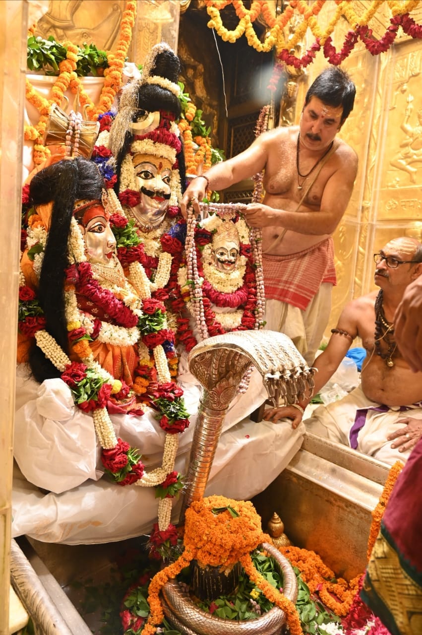 Sawan 2023 auspicious coincidence is last Monday Shiva worship will get great virtue know puja vidhi