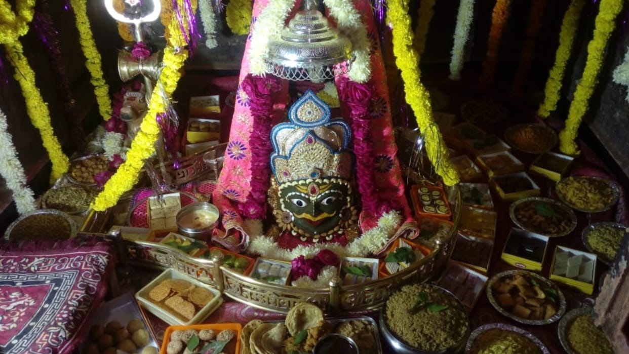 Sawan 2023: Trivishtapeshwar Mahadev is sitting in Mahakal temple heaven is attained by visiting