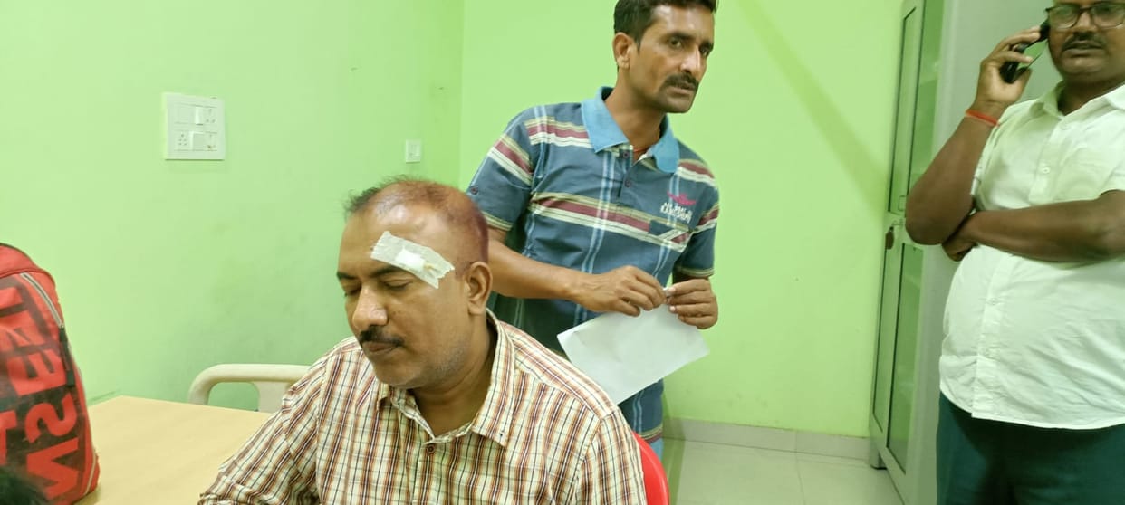 Bihar News : Criminals attacked by entering the sub registrar office in Begusarai, Bihar Police
