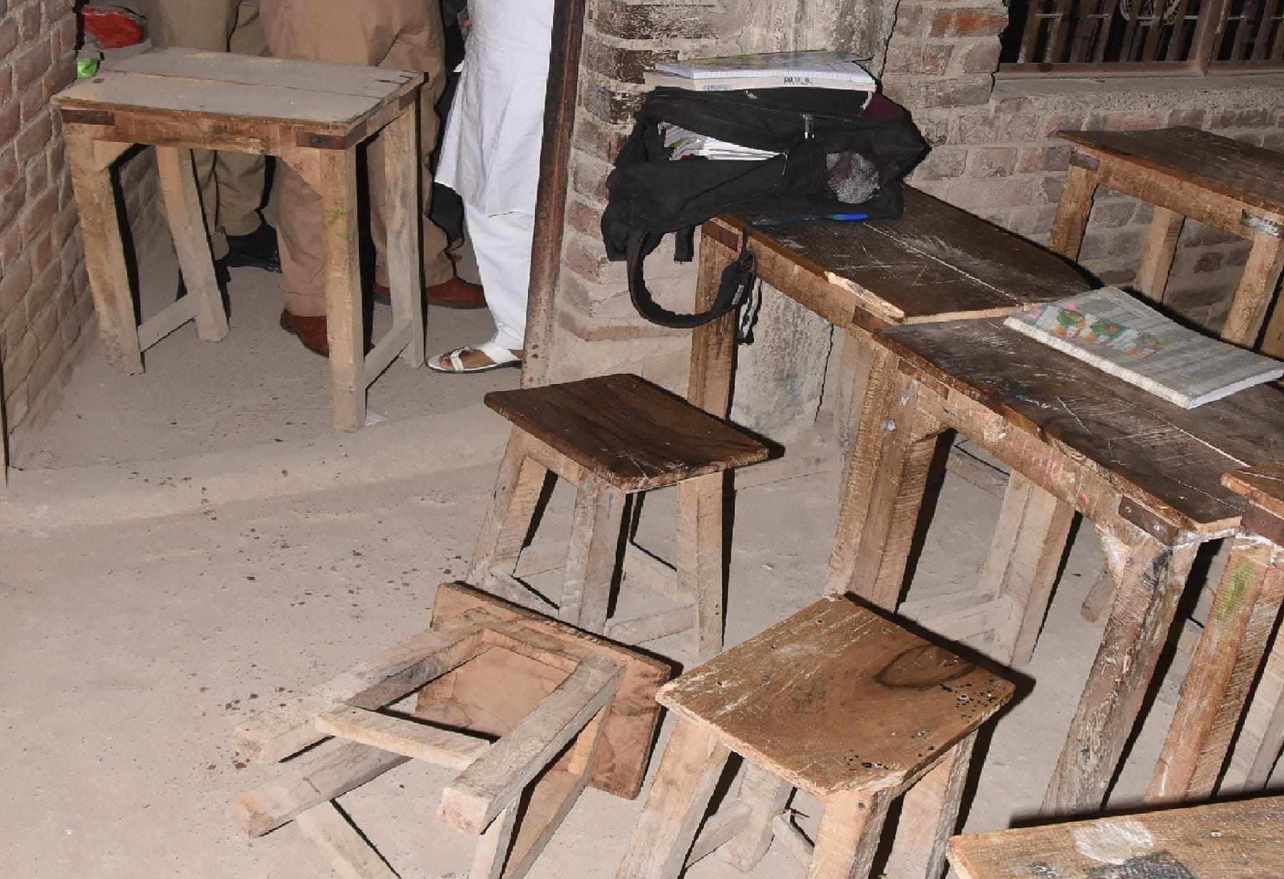 kanpur school massacre, Father broke down as soon as he lit the fire to his only son, Crying bad condition of