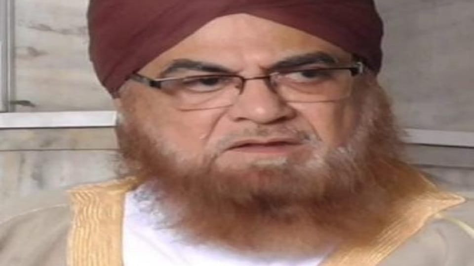 Shahi Imam of Fatehpuri Masjid Mufti Mukarram Ahmed has appealed to the people to maintain peace