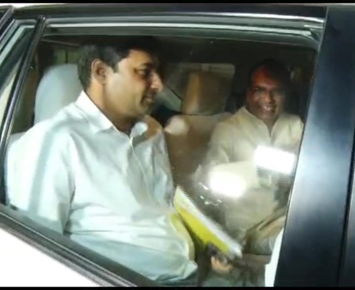 Chief Minister came to Indore, reached Union office Archana and met Bhayyaji Joshi