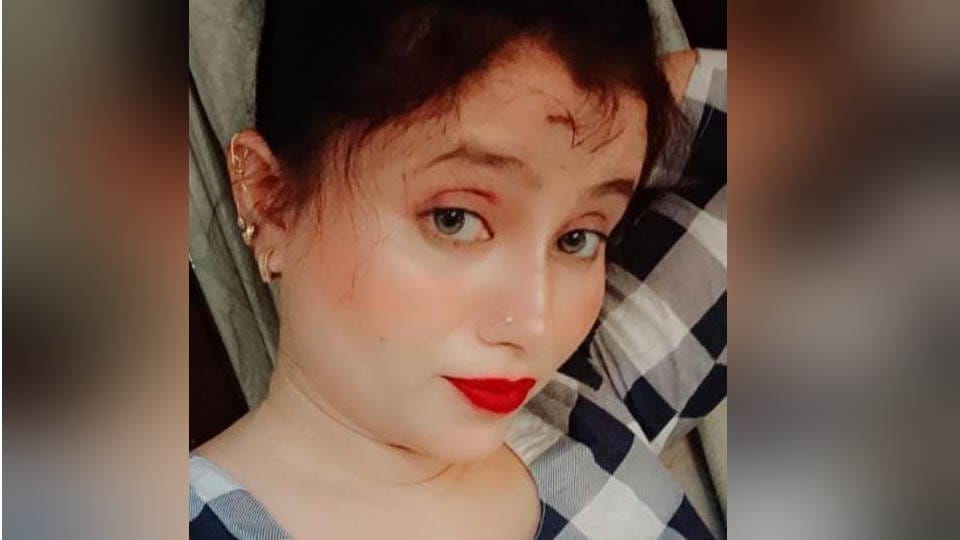 Uttarakhand Nainital News Girl dead body found in hotel room Parents Revealed Big Secret