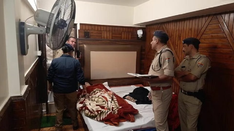Moradabad Iram body found in Nainital hotel, police engaged in investigation