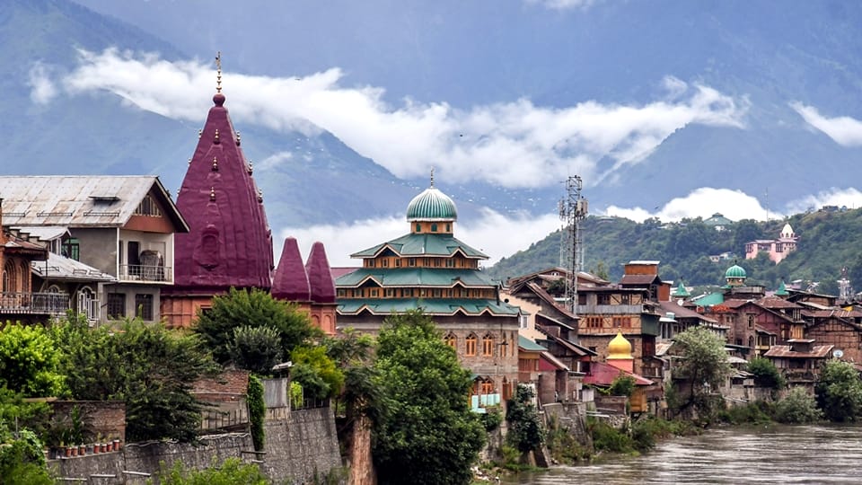 jammu kashmir Weather: As the day progresses heat and humidity increasing possibility of rain in some areas to