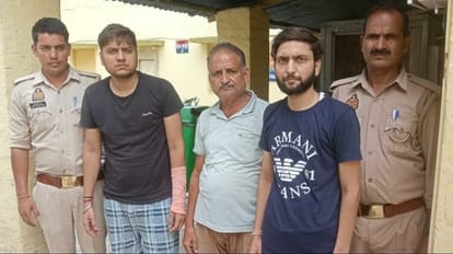 शाहजहांपुर में संघ कार्यालय पर हमला: पांच नामजद और 50 अज्ञात लोगों के खिलाफ रिपोर्ट; तीन आरोपी गिरफ्तार Three accused arrested for attacking RSS office in Shahjahanpur