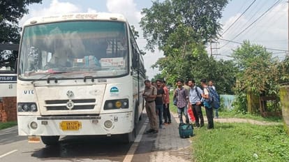 Doiwala: हल्द्वानी जा रही परिवहन निगम की बस में आग लगने से मचा हड़कंप, सभी यात्रियों को निकाला गया सुरक्षित Bus caught fire in Doiwala Rishikesh all passengers evacuated safely