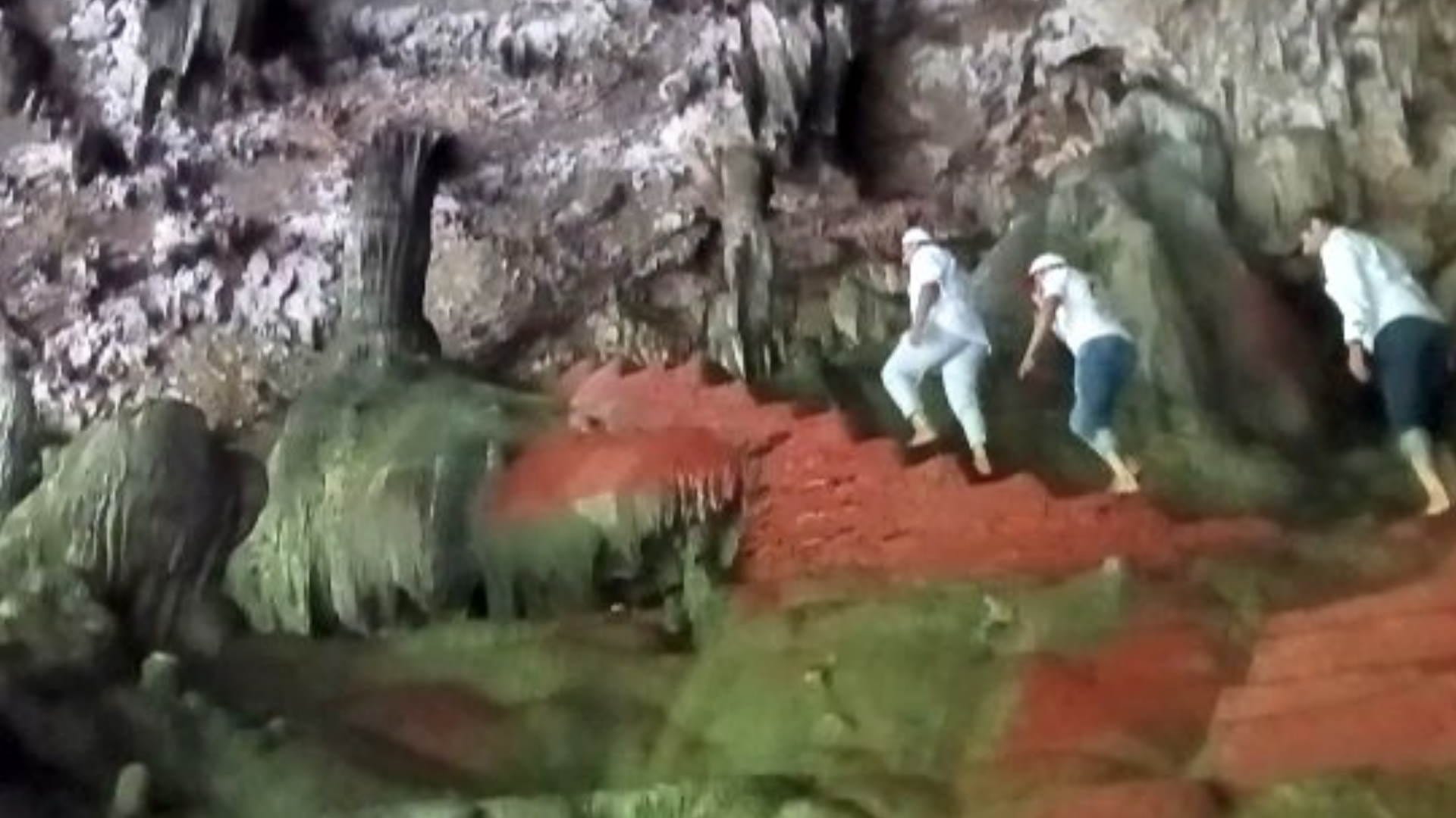 Gauri Udiyar Cave full of natural beauty Bageshwar Shiv Shakti Connection Uttarakhand Watch Photos