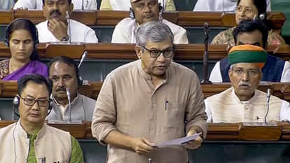 केंद्रीय आईटी मंत्री अश्विनी वैष्णव