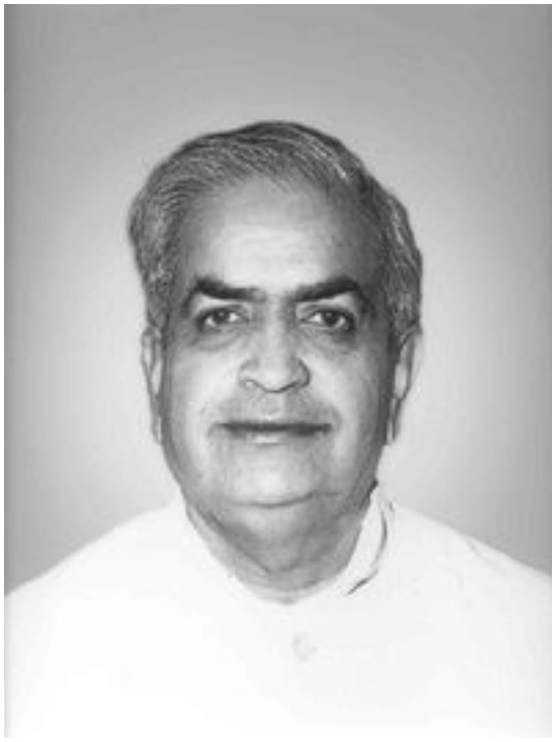 Mohanlal Sukhadia who was Chief Minister of Rajasthan used to write the car under his signature