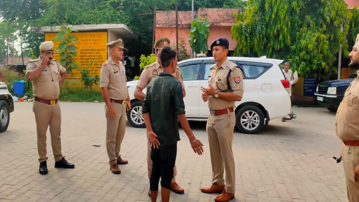 Shamli: A man murdered by edged weapon deo to meet of mother in village