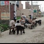 मौके पर मौजूद जांच अधिकारी