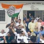 राहुल गांधी को राहत, राजीव भवन में जश्न