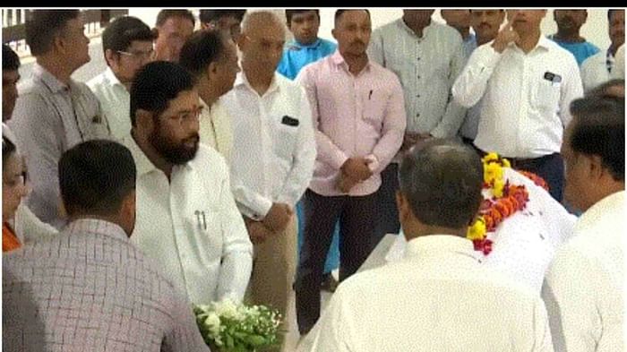 Nitin Desai Funeral: Maharashtra CM Eknath Shinde Deputy CM Ajit Pawar pay their last respects to art director