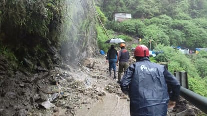 Uttarakhand: रुद्रप्रयाग जिले को भूस्खलन से सबसे ज्यादा खतरा, अब तक हो चुके कईं हादसे, हजारों गवां चुके जान Uttarakhand News Rudraprayag district most prone to landslides in India