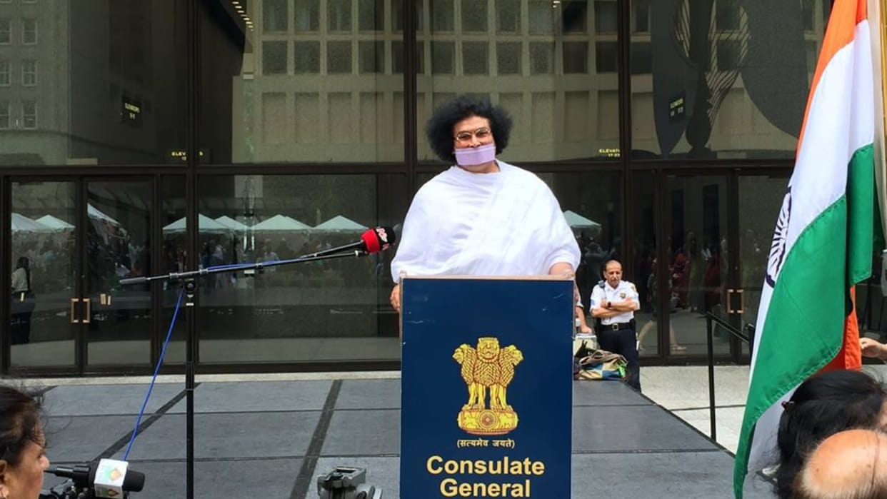 Parliament of World's Religions invites Jain Acharya Lokesh Muni as speaker at opening ceremony in Chicago