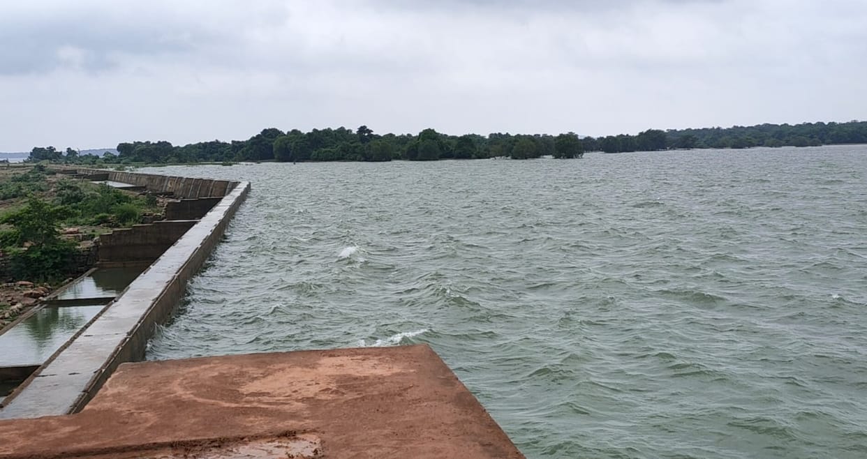 six hundred cusecs of water released in Tandula reservoir in balod