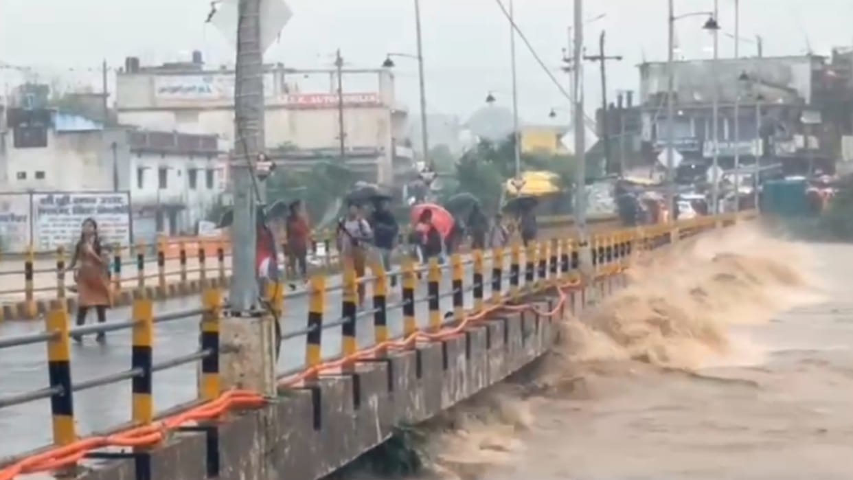Negligence of former minister, 150 children were made to cross the swollen river bridge