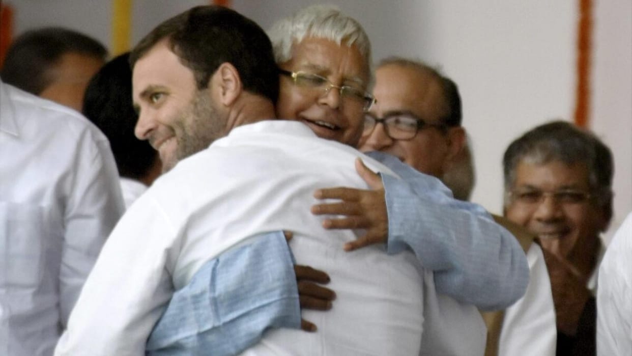Why Rahul Gandhi reaching Lalu prasad yadav house for dinner after getting relief from the court