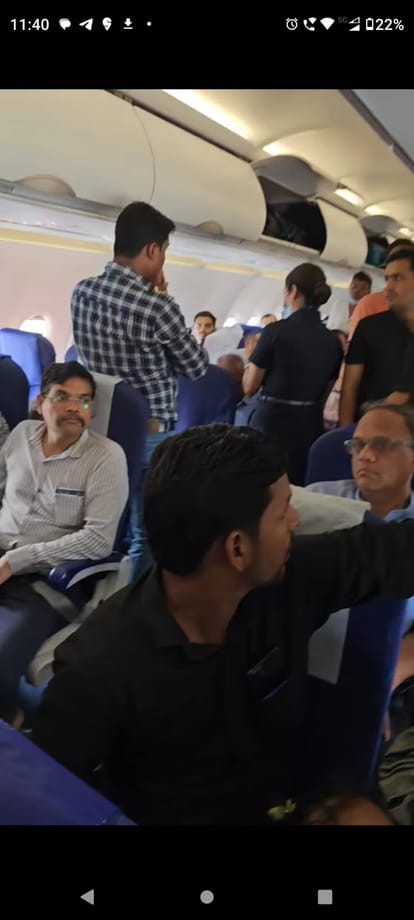 Bihar News : Indigo flight 6E 2433 to Delhi emergency landing in Patna after one engine inoperative diagnosis