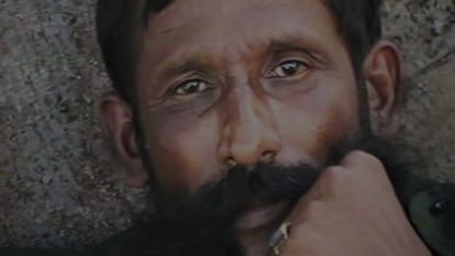 The Hunt For Veerappan review in Hindi by Pankaj Shukla muthulakshmi K Vijay Kumar Tiger Ashok Kumar Krishna