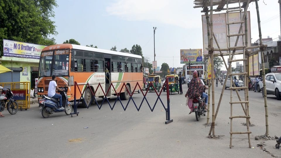 Bareilly-Mathura highway closed in budaun