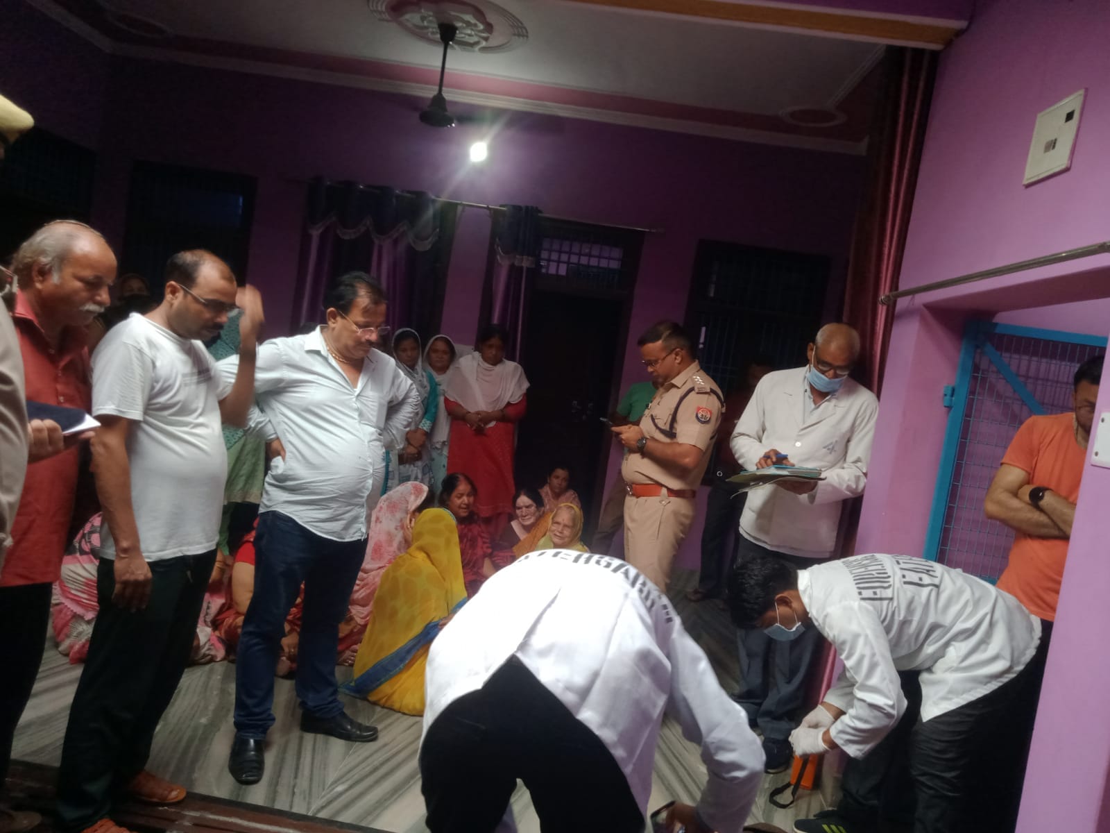 Majors brother committed suicide by shooting himself with a double barreled gun in Farrukhabad