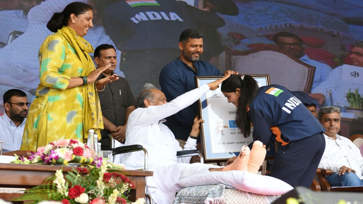 Rajasthan State level Rajiv Gandhi Rural and Urban Olympic Games inaugurated at SMS Stadium see photos