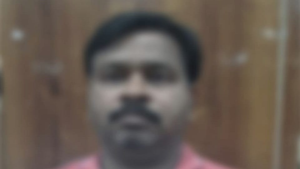 Delhi Crime: Fourth pass grabbed 25 crores from several banks