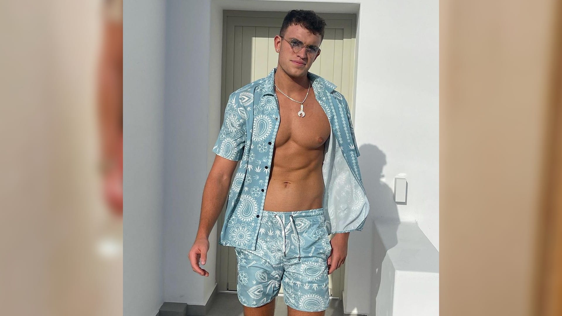 This 23 Year Old Man Millionaire Does Not Have Any Friends Because He Is 'Too Busy Getting Rich'