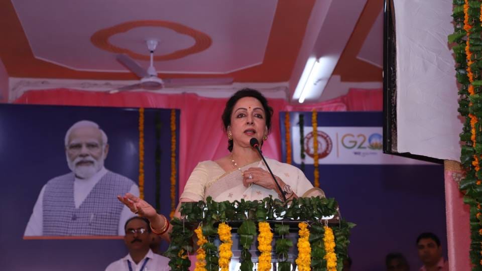 MP Hema Malini unveiled plaque for rejuvenation of Govardhan Railway Station