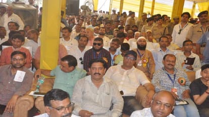 BSP MP Danish Ali and BJP leader Hari Singh clashed on Bharat Mata Ki Jai in Amroha