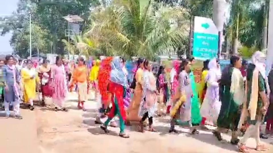 Part time payment to teacher instead of full time work in Bijapur