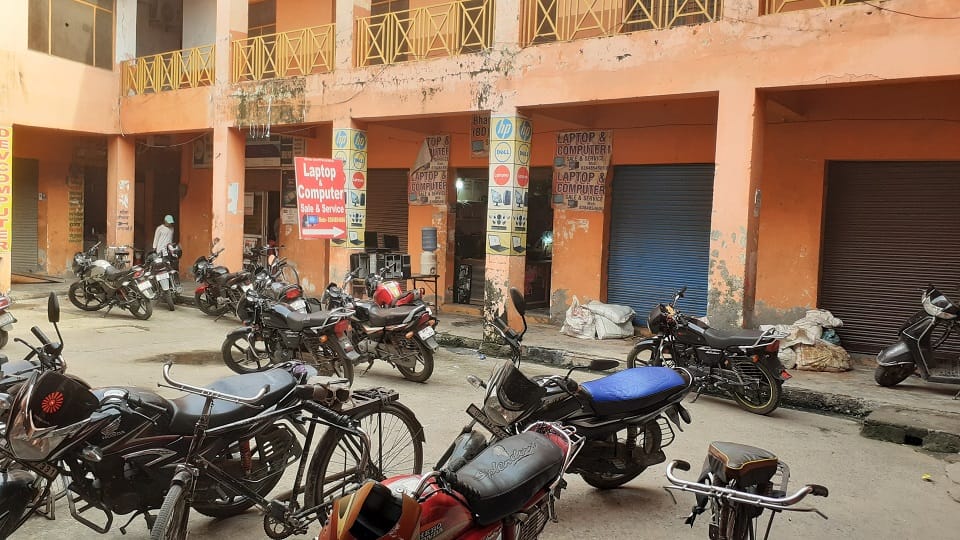 Ultimatum to vacate Atrauli nagar palika shops