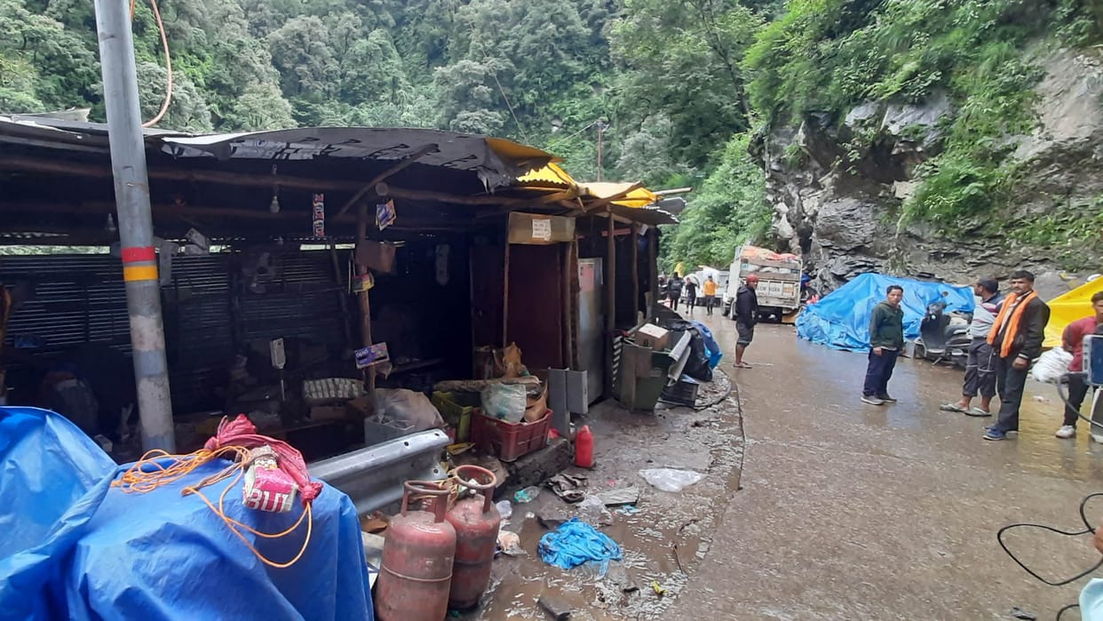 Gaurikund Landslide victims told painful story of the landslide accident in Gaurikund Uttarakhand news