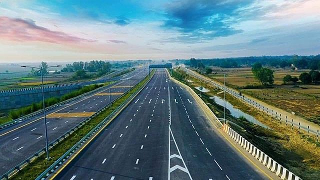 लखनऊ-अयोध्या हाईवे