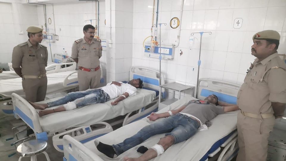 Encounter in Moradabad: Child kidnapped for ransom recovered in five hours, two accused injured in firing