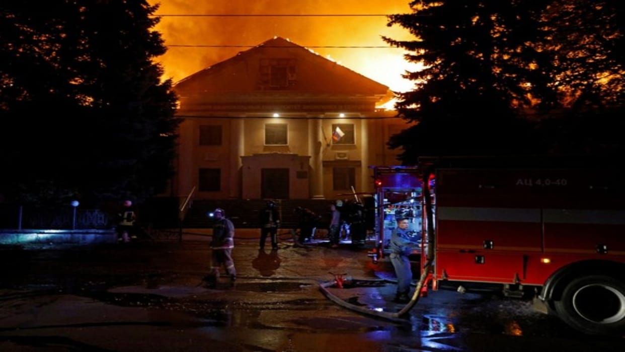 Blood bank, university damaged in air raids as Russia, Ukraine intensify attacks