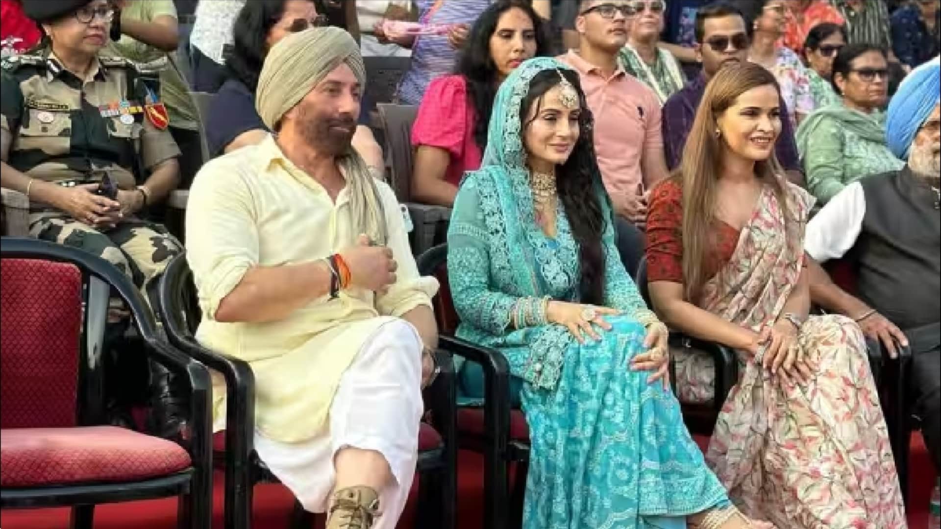 Ahead of Gadar 2 Sunny Deol-Ameesha visit Wagah Border groove in Udja Kale Kawan song