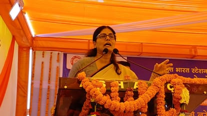 Indian Railway PM launches Amrit Bharat station scheme these stations of Purvanchal including Banaras