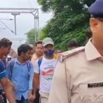 कोर्ट में मनीष कश्यप को पेशी के लिए लाया गया।