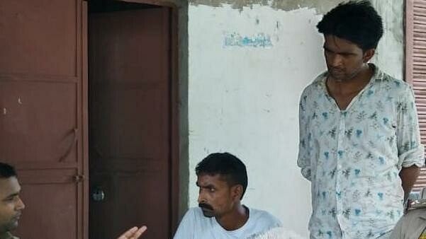 Upपाकिस्तान से आए हिंदू परिवारों की जांच में जुटी सुरक्षा एजेंसियां व्हाटसएप कॉल आने से हुईं