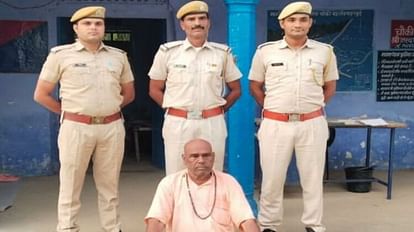 Rajasthan: मुरैना के आश्रम का साधु निकला वर्ष 1981 की जागा गैंग का डकैत, 42 साल से पुलिस को दे रहा था धोखा Sawaimadhopur police caught a dacoit absconding for 42 years in the guise of a monk