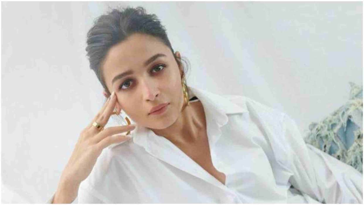 Alia Bhatt Reaction on wininng best actress national award said without you ALL none of this would be possible
