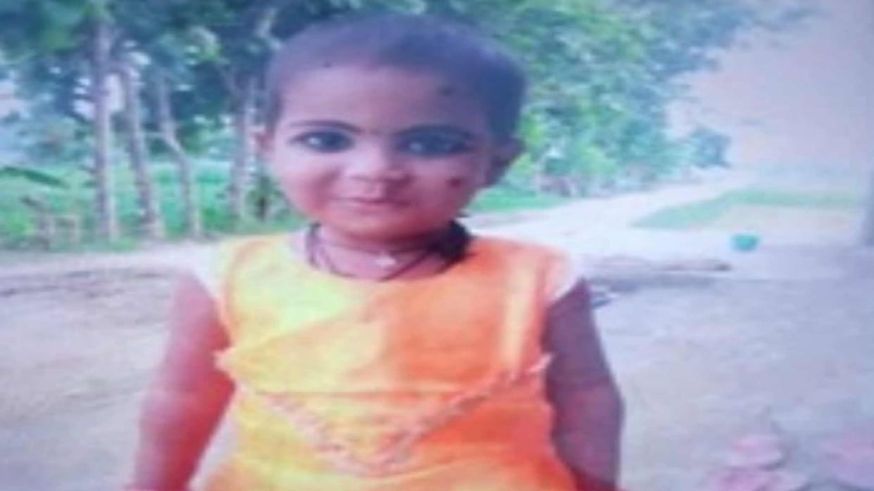 Missing three year old girl sleeping with mother in Gorakhpur