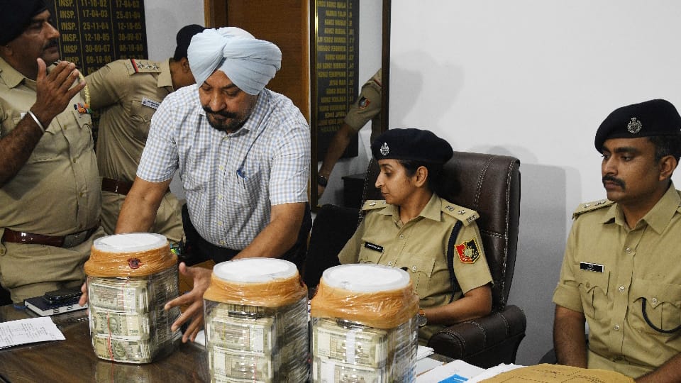 Chandigarh police dismissed ASI for robbing Bathinda businessman of Rs 1 crore